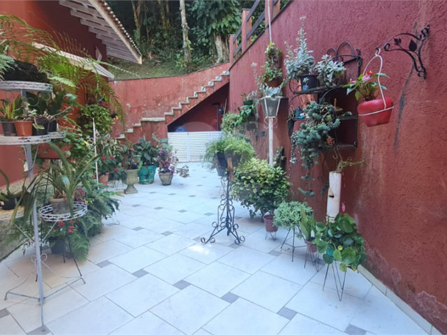 Casa à venda com 3 suítes no condomínio Parque Imperial da Cantareira, Mairiporã - SP