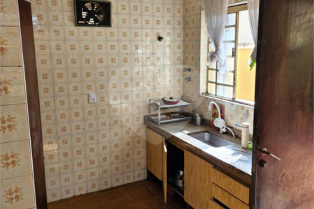 Casa à venda com 4 quartos, sendo 1 suíte, em Jardim Consórcio, São Paulo, SP