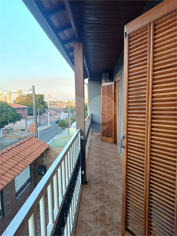Sobrado à venda com 3 quartos, sendo 1 suíte, em Jardim Regina, Indaiatuba, SP