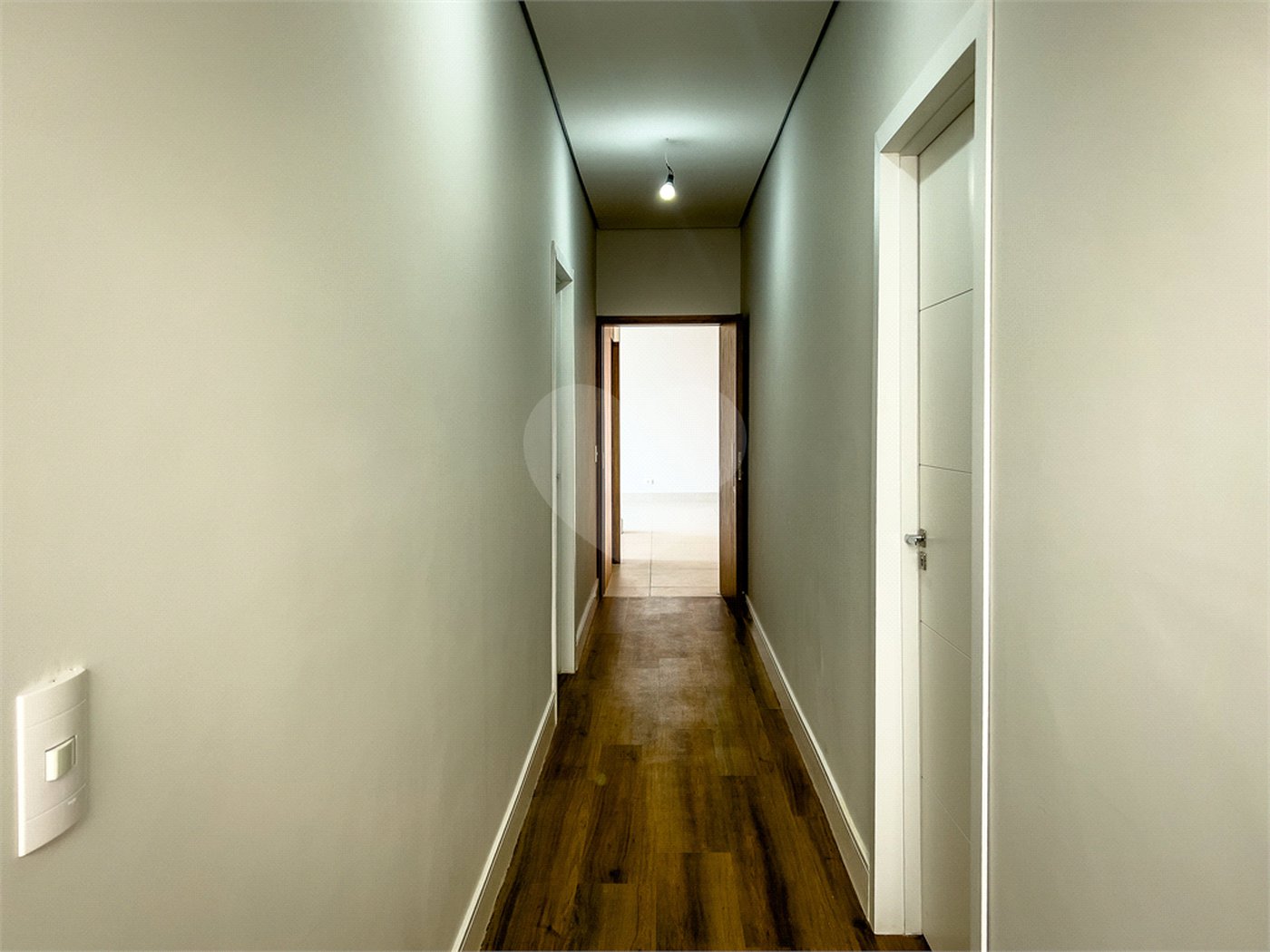 Casa à venda com 3 suítes em Jardim Paulista, Atibaia, SP