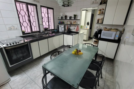 Casa à venda com 3 quartos, sendo 2 suítes, em Perdizes, São Paulo, SP