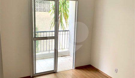 Apartamento à venda com 3 quartos, sendo 1 suíte,  em Vila Andrade, São Paulo, SP