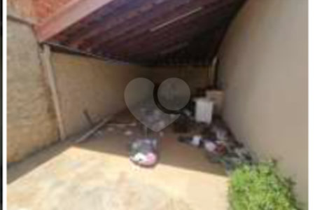 Casa à venda com 3 quartos em Residencial Azulville II, Matão, SP