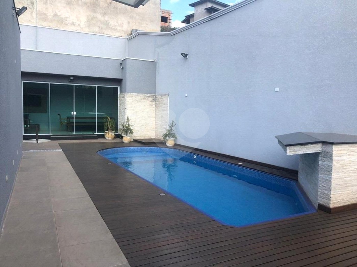 Casa à venda com 3 suítes no condomínio Parque das Graças, Atibaia - SP
