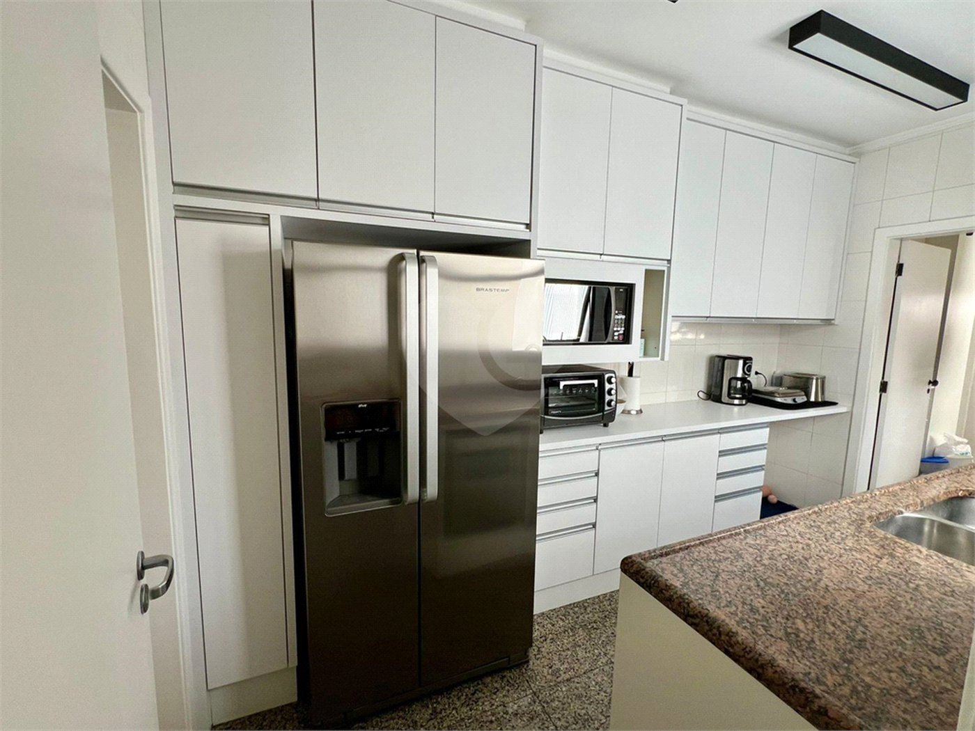 Apartamento à venda com 3 quartos, sendo 2 suítes,  em Vila Suzana, São Paulo, SP