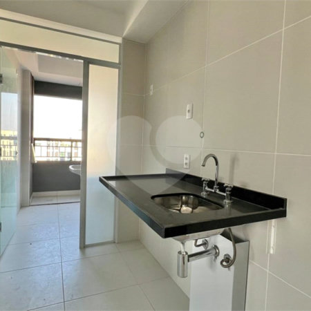 Apartamento à venda com 2 quartos em Moema, São Paulo, SP
