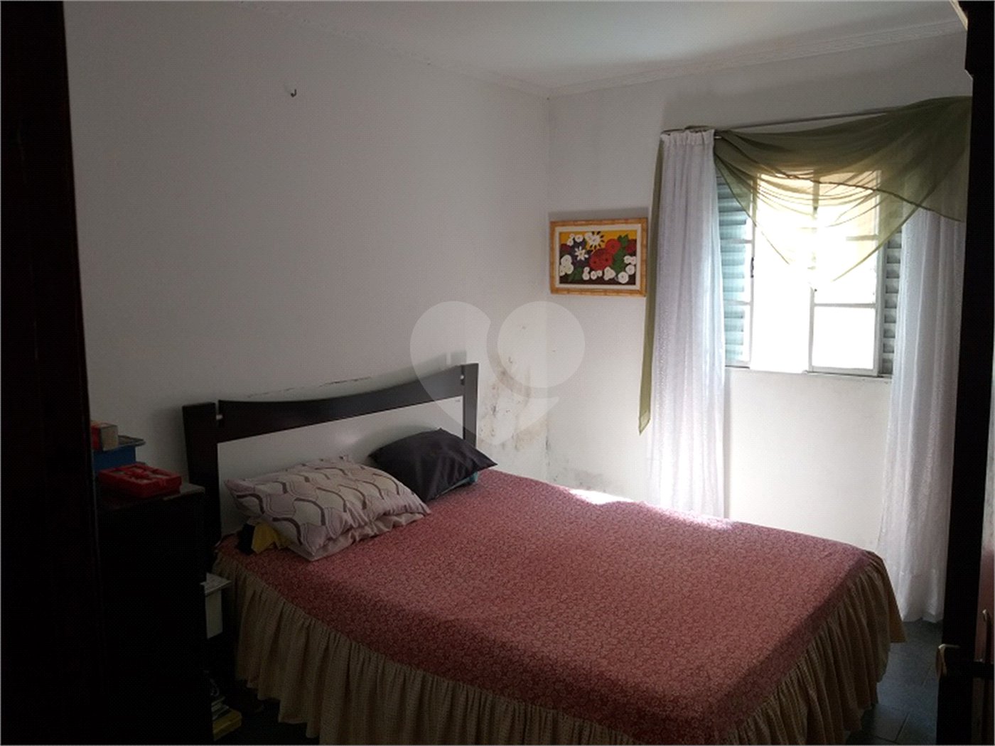 Casa Térrea à venda com 3 quartos, sendo 1 suíte,  no Centro, Serra Negra, SP