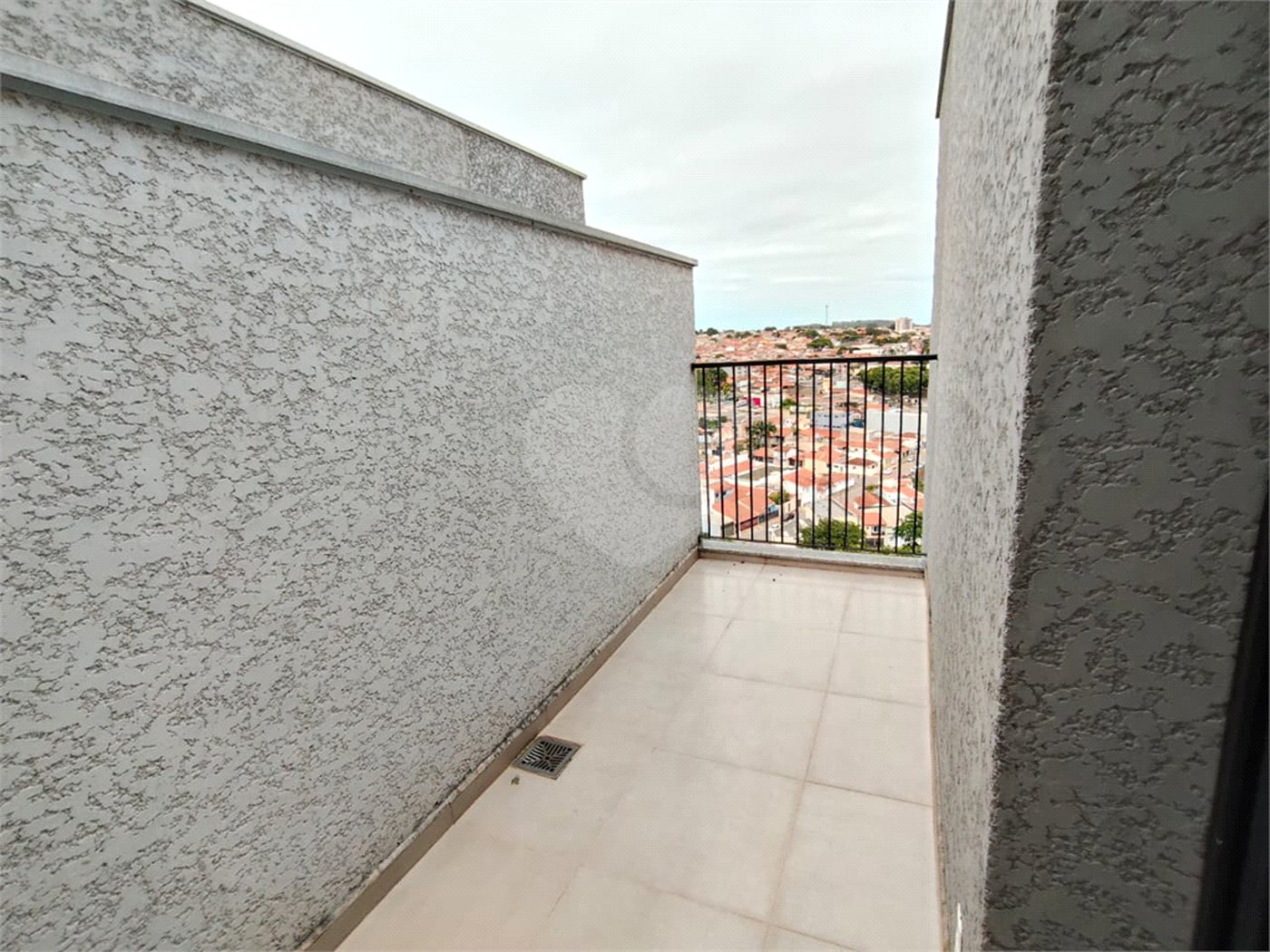 Duplex à venda com 2 quartos, sendo 1 suíte, em Vila Ginez, Itapetininga, SP