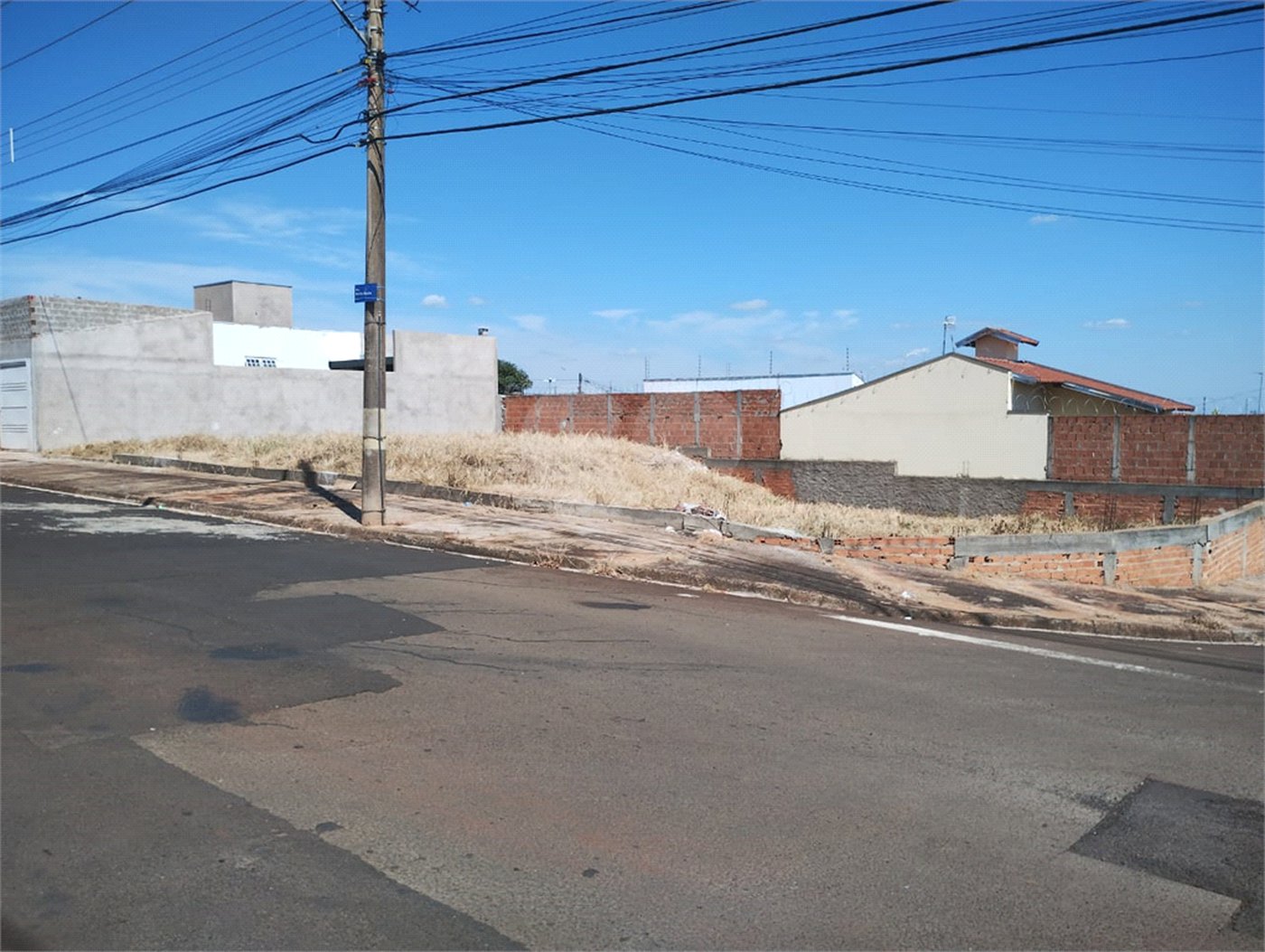 Terreno à venda em Jardim Universal, Araraquara, SP