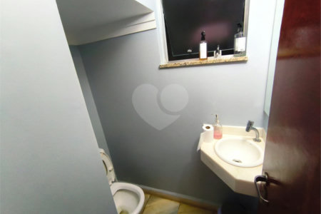Casa à venda com 3 quartos, sendo 1 suíte,  em Vila Nastri, Itapetininga, SP