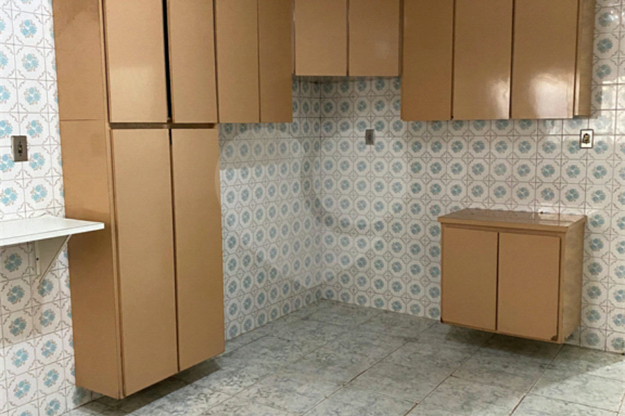 Sobrado à venda com 4 quartos em Parque Edu Chaves, São Paulo, SP