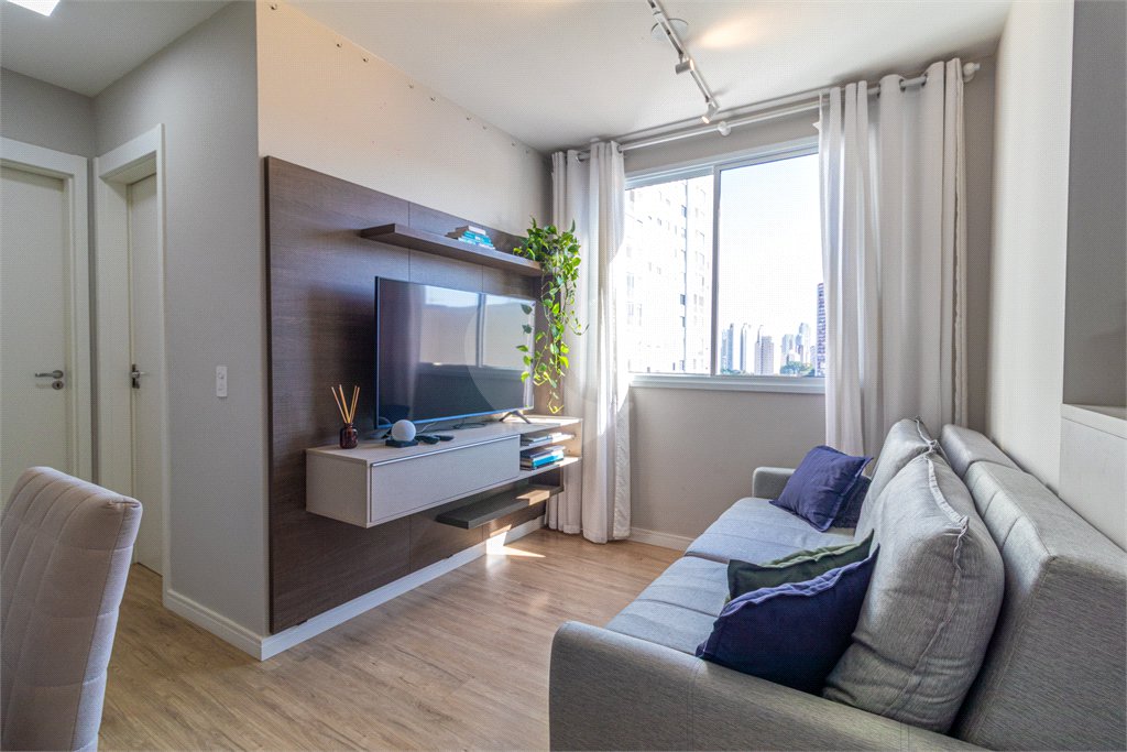 Apartamento à venda com 2 quartos em Santo Amaro, São Paulo, SP