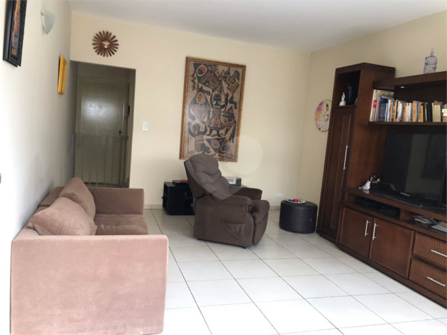 Sobrado à venda com 3 quartos em Brooklin, São Paulo, SP