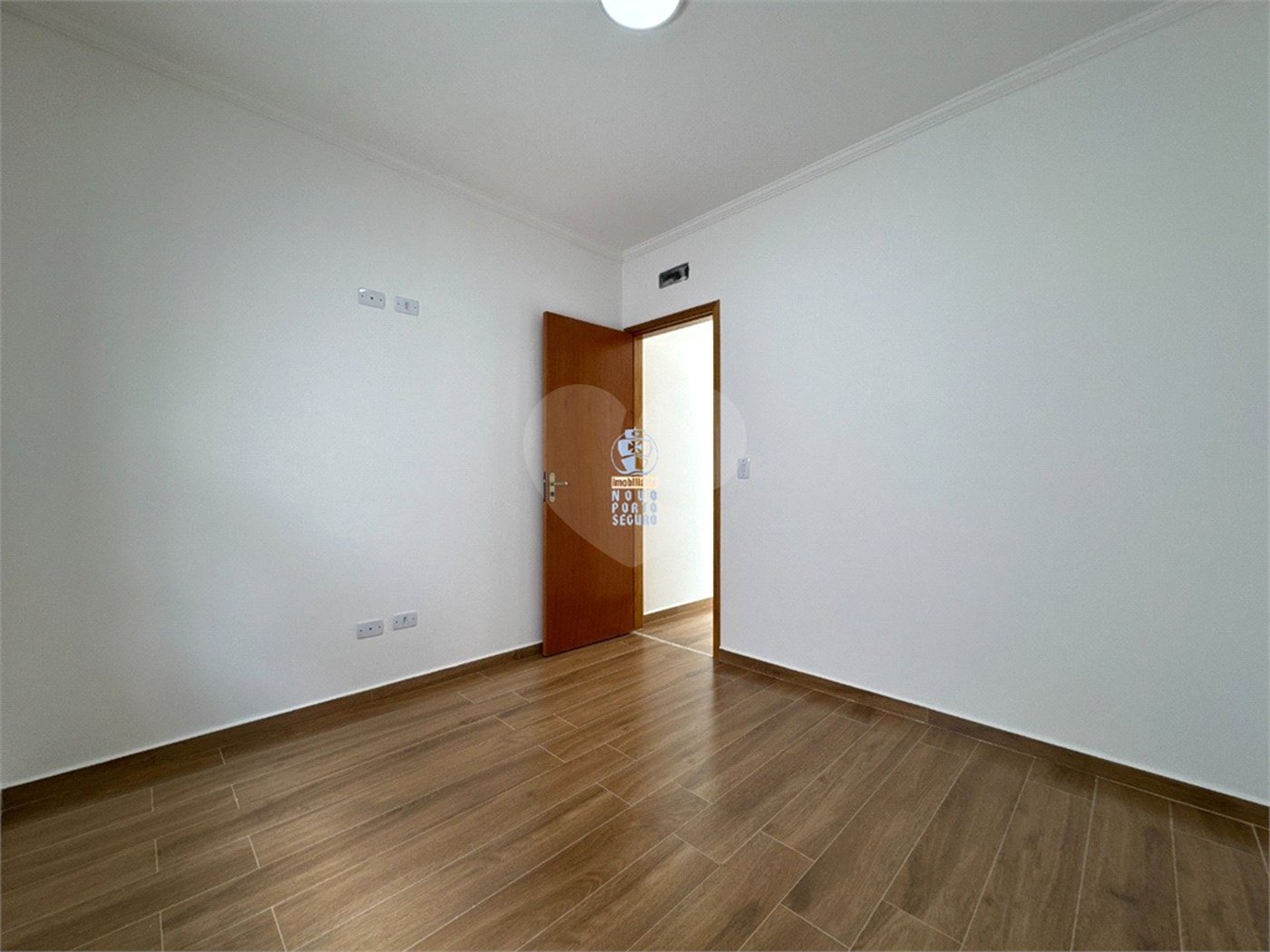 Sobrado à venda com 3 quartos, sendo 1 suíte, em Parada Inglesa, São Paulo, SP