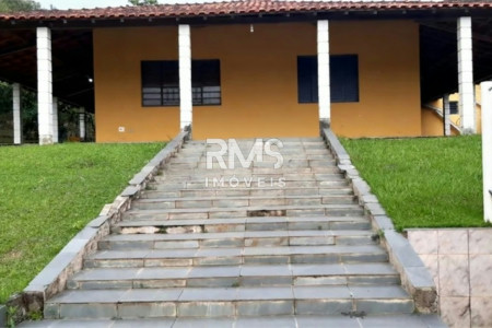 Chácara à venda com 3 quartos, sendo 1 suíte,  em Cristal, Mairinque, SP