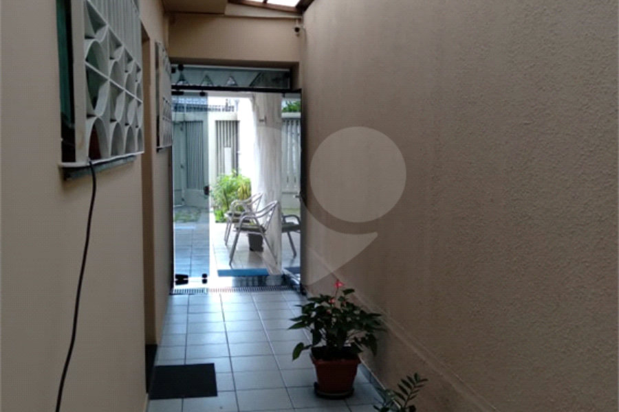Casa Térrea à venda com 3 quartos, sendo 1 suíte, em Vila Galvão, Guarulhos, SP
