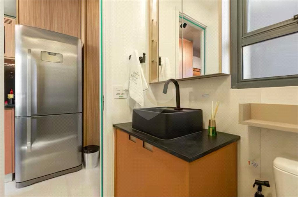 Studio de 25² mobiliado e decorado ao lado do Shopping Frei Caneca