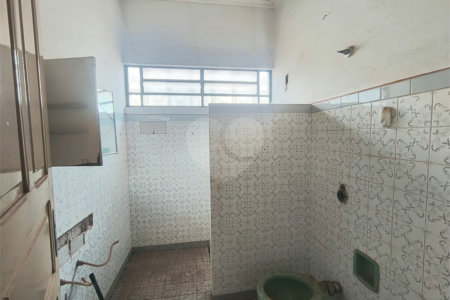 Casa à venda com 4 quartos, sendo 1 suíte, no Centro, Araraquara, SP