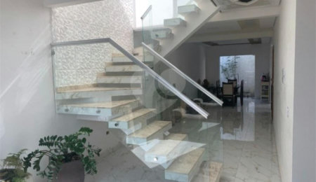 Casa à venda com 4 quartos, sendo 3 suítes,  no condomínio Real Park Tietê, Mogi das Cruzes - SP