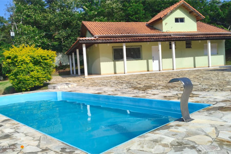 Chácara à venda com 2 quartos, sendo 1 suíte, em Chácaras Copaco, Arujá, SP
