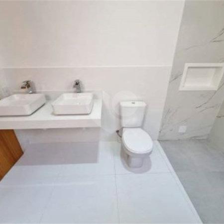 Casa à venda com 5 quartos, sendo 2 suítes,  em Vila Gonçalves, São Bernardo do Campo, SP
