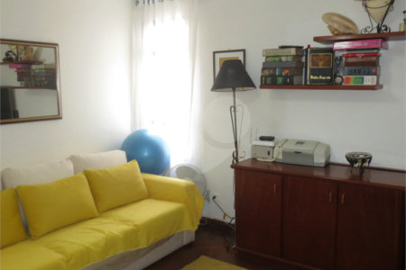 Apartamento à venda com 4 quartos, sendo 1 suíte, em Chácara Inglesa, São Paulo, SP