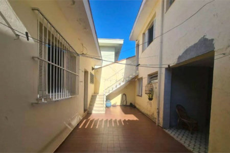Casa à venda com 4 quartos, sendo 1 suíte,  em Jardim Trussardi, São Paulo, SP