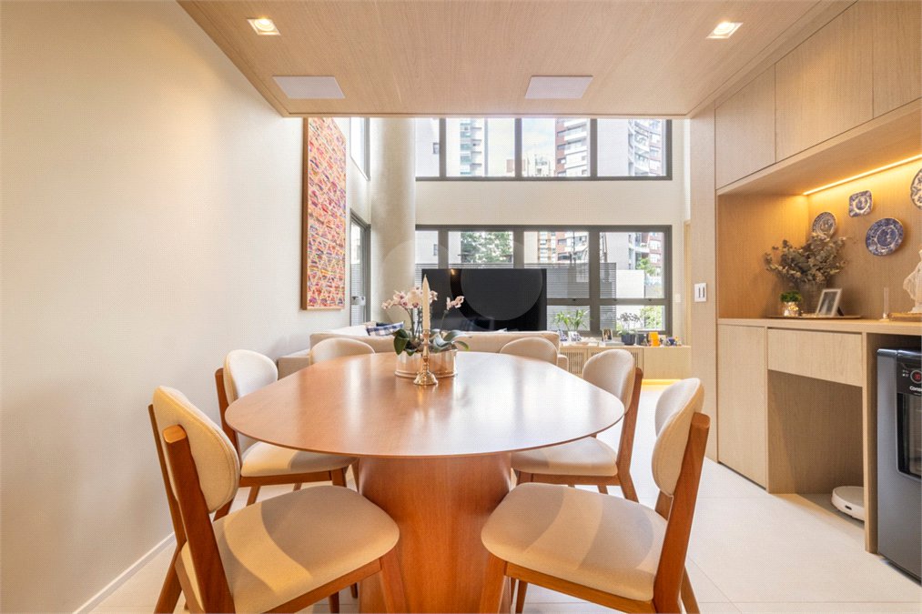 Duplex à venda com 2 suítes em Indianópolis, São Paulo, SP