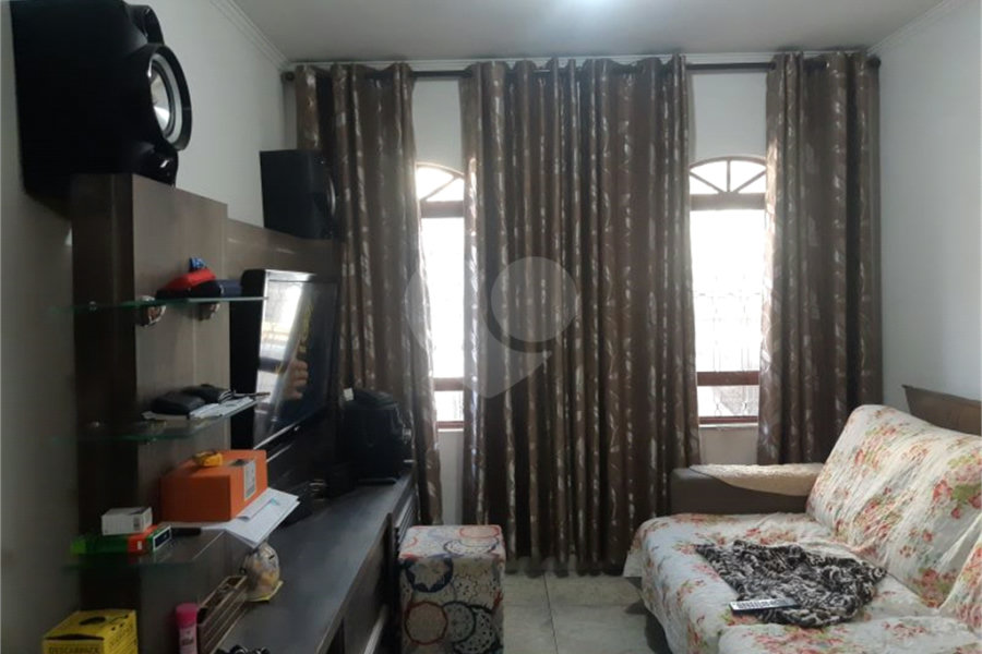 Sobrado à venda com 3 quartos, sendo 1 suíte, em Jardim Cachoeira, São Paulo, SP