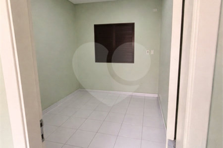 Casa à venda com 2 quartos, sendo 1 suíte,  em Vila Mariana, São Paulo, SP