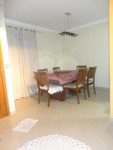 Casa à venda com 3 quartos, sendo 1 suíte,  em Parque Monte Alegre, Taboão da Serra, SP