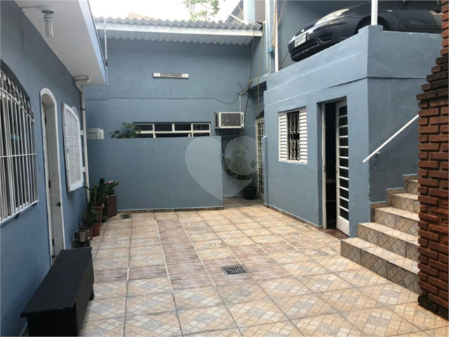 Sobrado à venda com 5 quartos, sendo 1 suíte,  em Vila Guilherme, São Paulo, SP