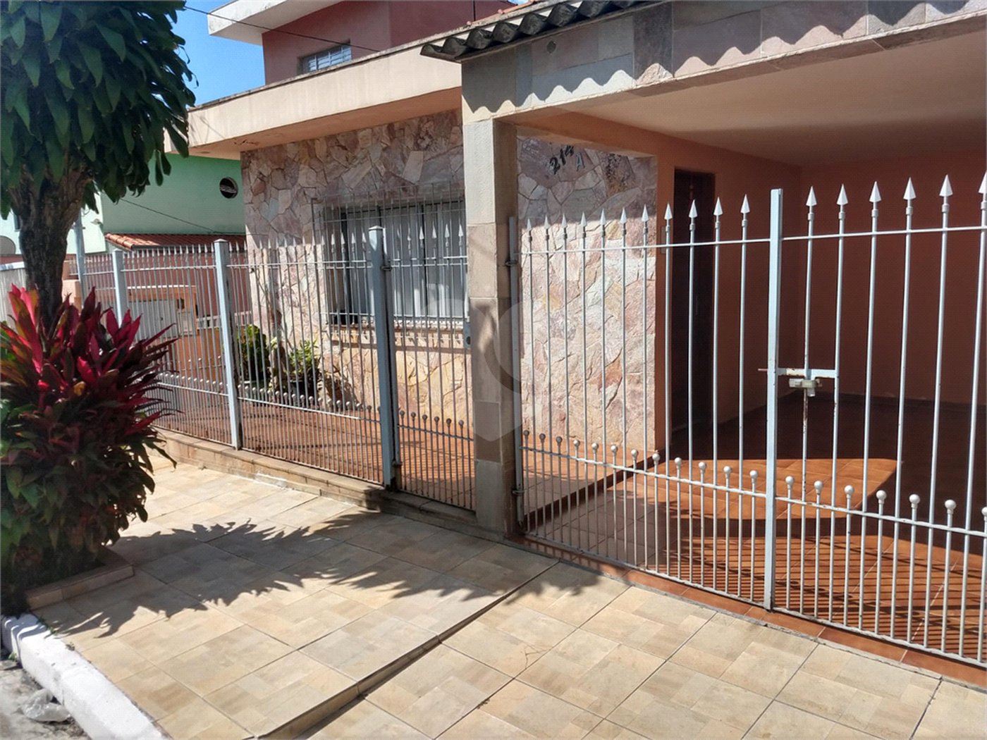 Casa Térrea à venda com 9 quartos, sendo 1 suíte, em Freguesia do Ó, São Paulo, SP