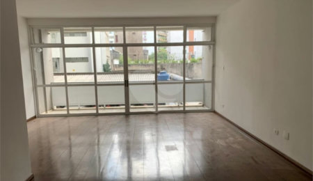 Apartamento à venda com 3 quartos, sendo 1 suíte,  em Jardim Paulista, São Paulo, SP