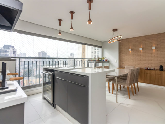 Apartamento à venda com 4 quartos, sendo 2 suítes,  em Jardim Prudência, São Paulo, SP