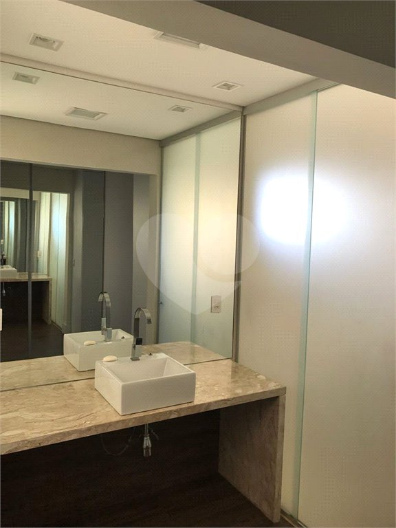 Casa à venda com 6 quartos, sendo 3 suítes, no condomínio Jardim Vila Paradiso, Indaiatuba - SP