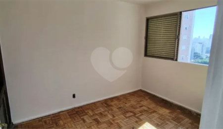 Apartamento à venda com 4 quartos, sendo 1 suíte, em Vila Olímpia, São Paulo, SP