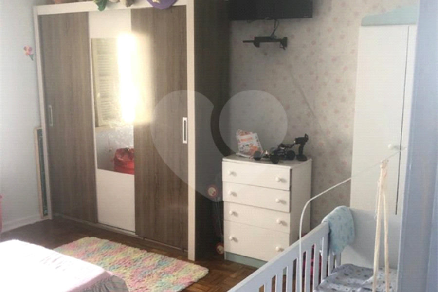 Sobrado à venda com 2 quartos em Artur Alvim, São Paulo, SP