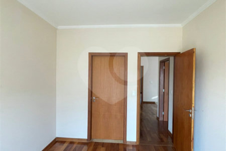 Casa à venda ou para alugar com 3 quartos, sendo 1 suíte, no condomínio Villagio Bella Citta, Mogi das Cruzes - SP