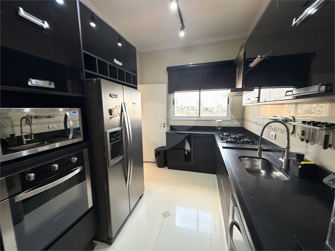 Triplex à venda com 4 suítes em Santa Teresinha, São Paulo, SP