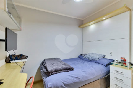 Apartamento à venda com 3 quartos, sendo 1 suíte, em Alto da Boa Vista, São Paulo, SP