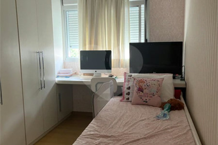Apartamento à venda com 3 quartos, sendo 1 suíte,  em Vila Clementino, São Paulo, SP