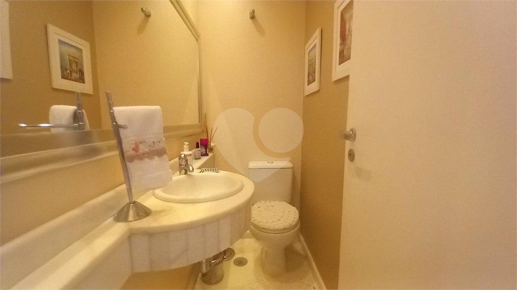 Apartamento à venda com 4 quartos, sendo 3 suítes,  em Santana, São Paulo, SP