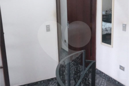 Sobrado à venda com 4 quartos em Vila Verde, São Paulo, SP