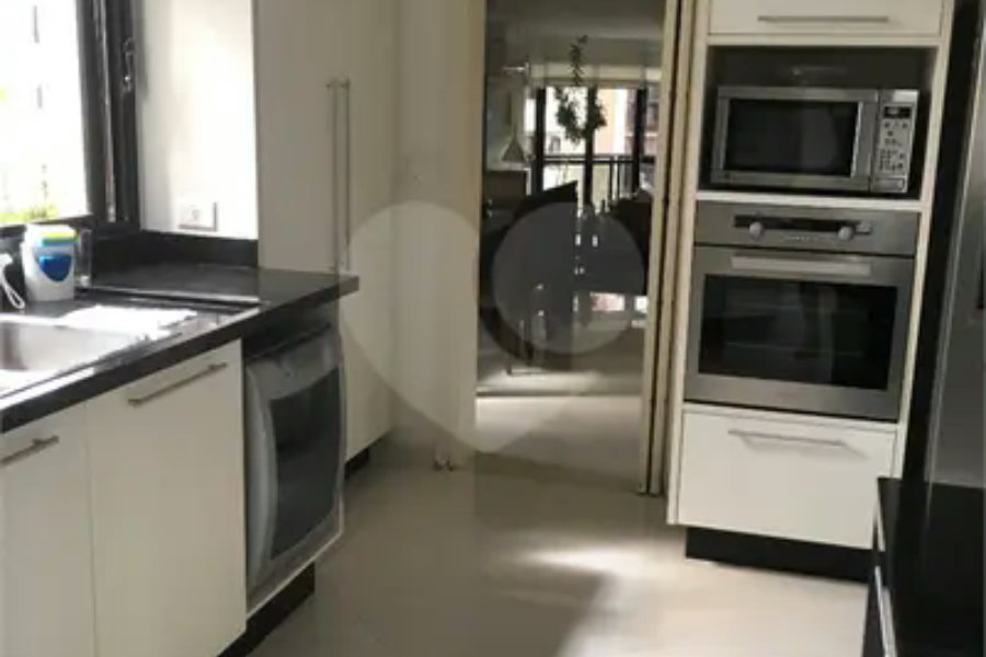 Apartamento à venda com 3 suítes em Tatuapé, São Paulo, SP