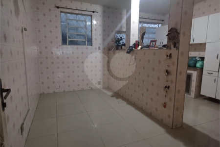 Casa à venda com 3 quartos, sendo 1 suíte, em Senador Camará, Rio de Janeiro, RJ