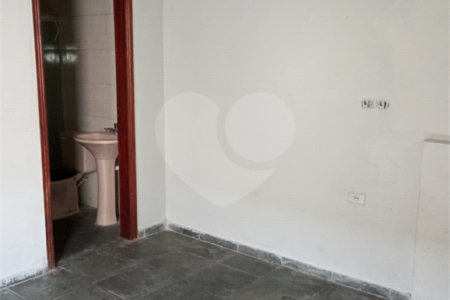Casa à venda com 3 quartos, sendo 2 suítes, em Jardim Maria Duarte, São Paulo, SP