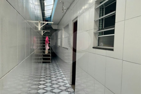 Casa à venda com 4 quartos em Parque Santa Laura, Ferraz de Vasconcelos, SP