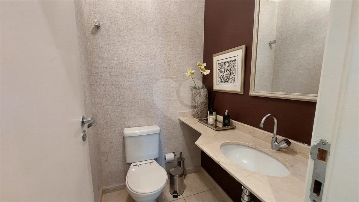 Apartamento de 3 quartos, mobiliado, para locação no Paraíso