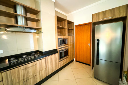 Casa à venda com 3 quartos, sendo 1 suíte, em Jardim Paranapunga, Três Lagoas, MS